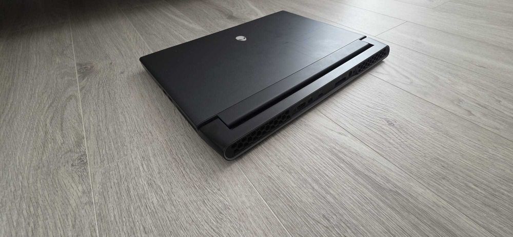 Laptop Alienware i7, 32gb ram, rtx3060, raid ssd 1tera