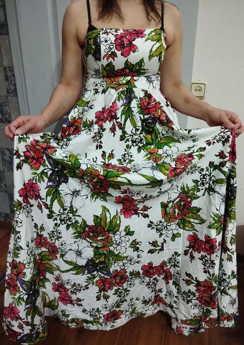 Женские платья на лето