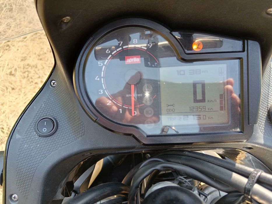 motocicleta aprilia pegaso trail 660