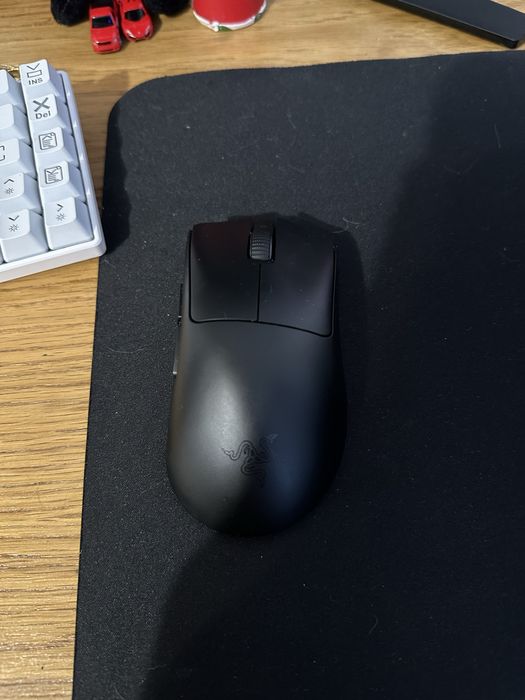 Razer Deathadder v3 hyperspeed