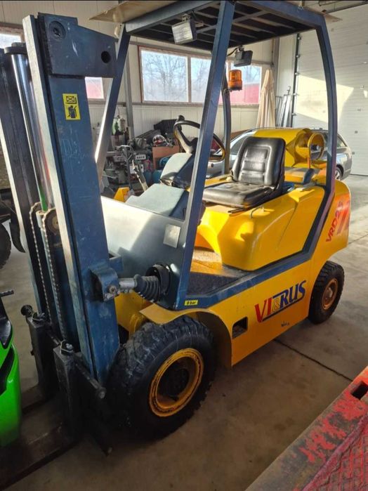 Мотокар 2.5т 880ч