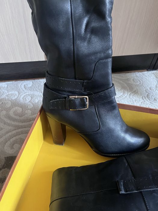 Продам кожанные сапожки