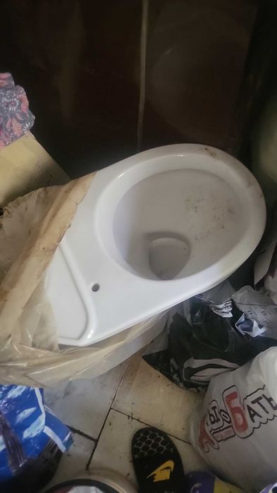 unitaz sotiladi 1mln