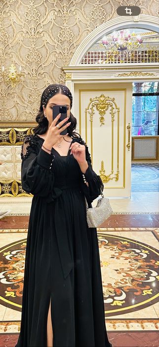 Элегантное вечернее платье