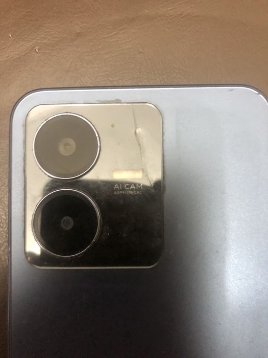 Продам телефон VIVO Y22