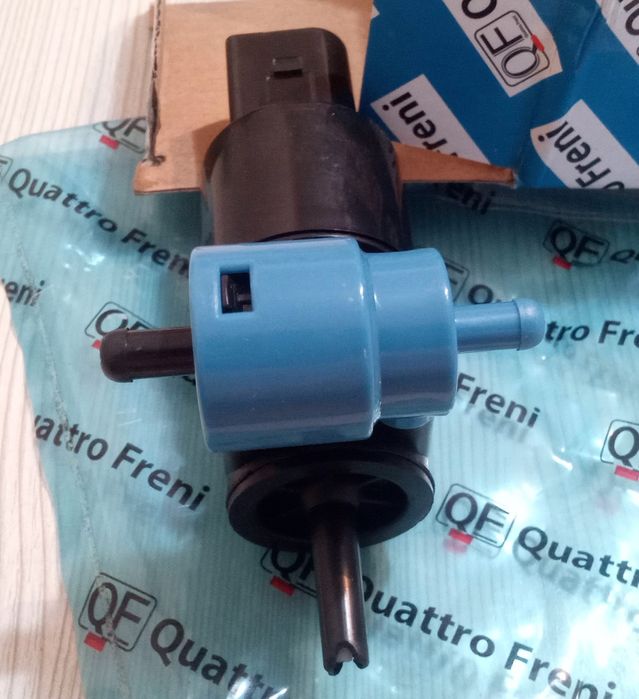 Насос омывателя VW, Audi на универсал