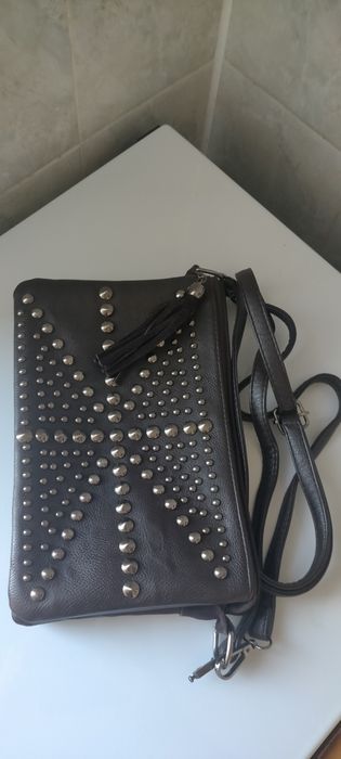 Продаются женские сумочки .