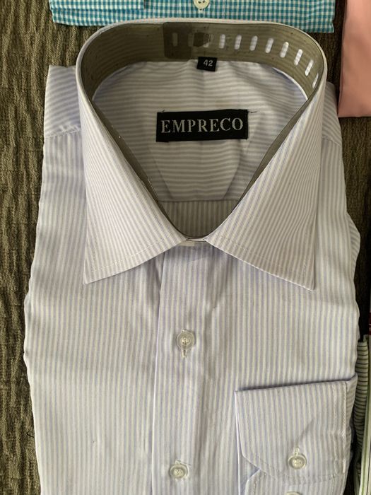 Мужские рубашки.