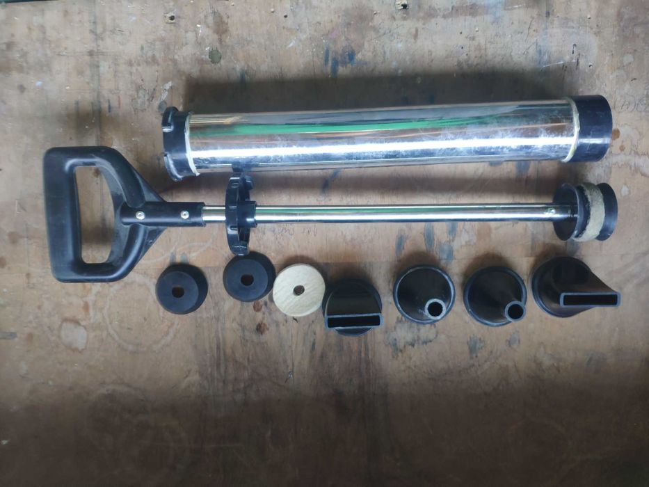 Продавам Щприц помпа за фугиране