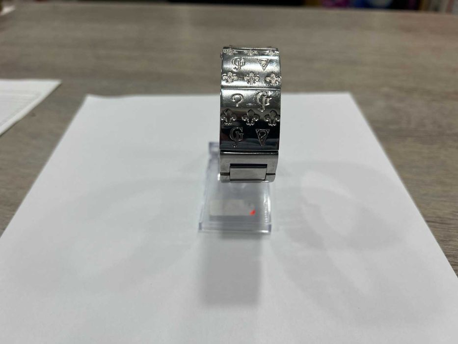 Дамски часовник GUESS