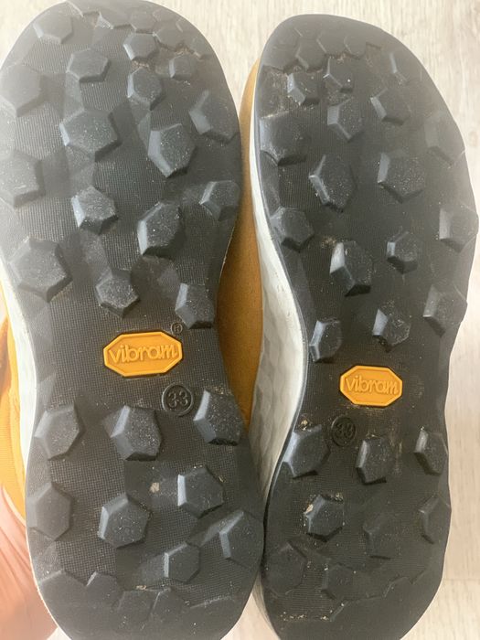 Продам ботинки демисезонные