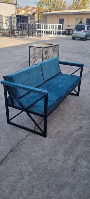 Мягкий диван есть гарантия и есть доставка