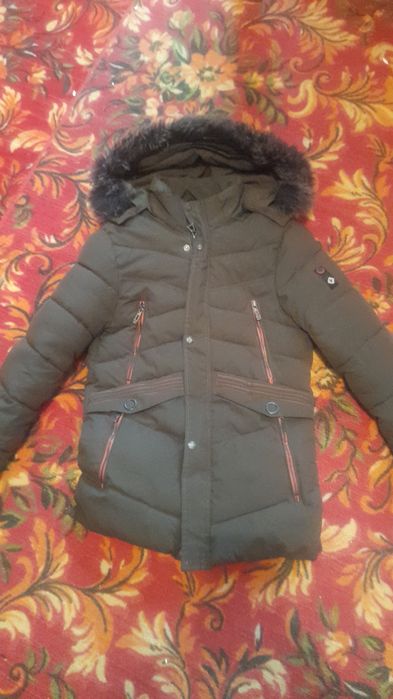 Продам куртку на мальчика