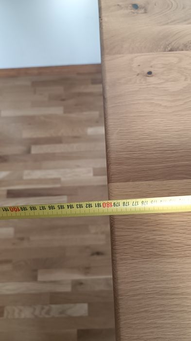 Маса от дъб масив