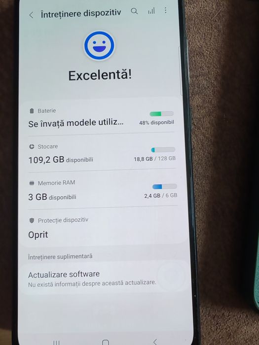 Samsung A70,dual SIM 128GB RAM 6GB