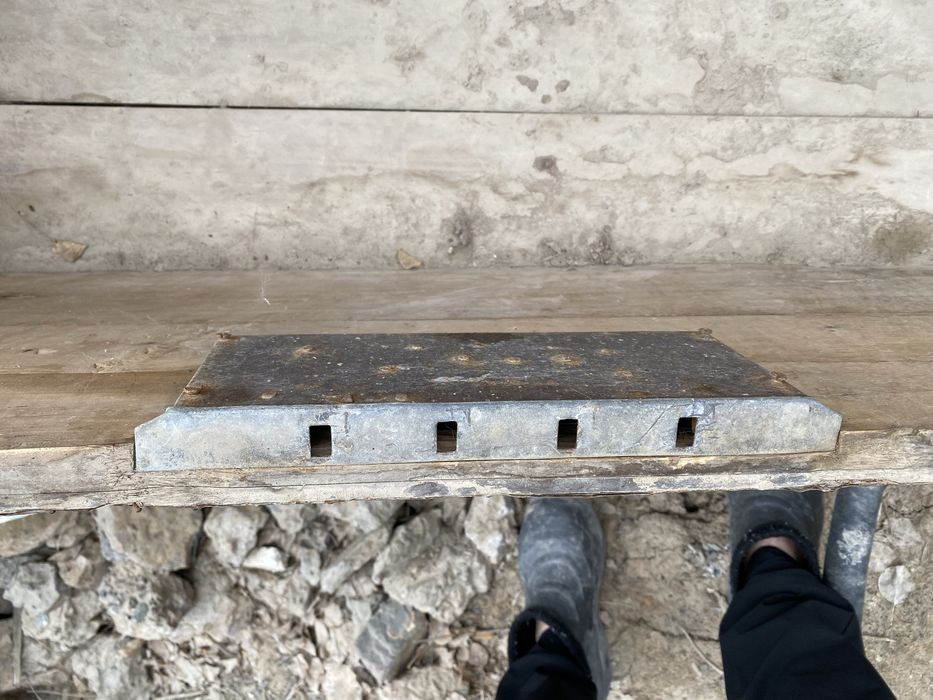 Сундук 19 века. Сандық 19 ғасыр.