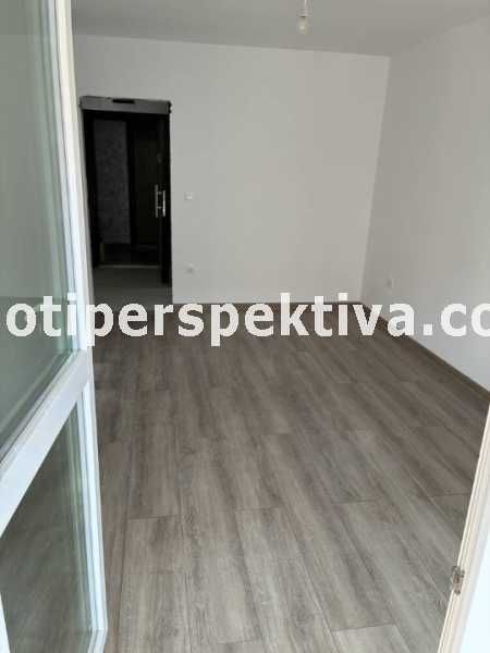 Продава се Двустаен апартамент в Пловдив, Кючук Париж - 74 кв.м за 1653 €/кв.м - Снимка #2