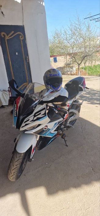 Moto sotiladi olinganiga 1oy buldi tel nomer