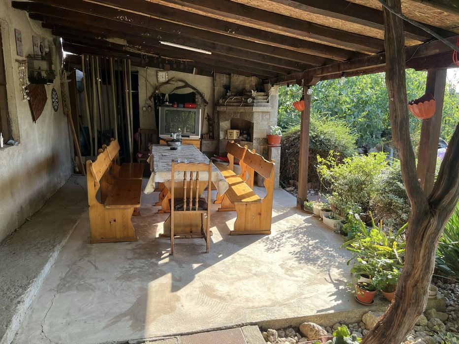 Къща под наем в село Веселие