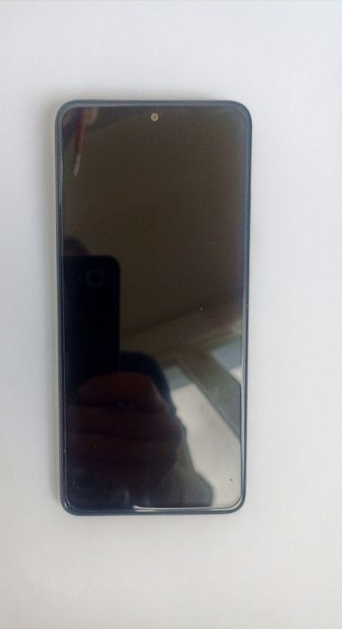 Продавам Xiaomi redmi note 12 pro 4 g  128/6 gb ,перфектен без забележки почти неизползван 110 евро