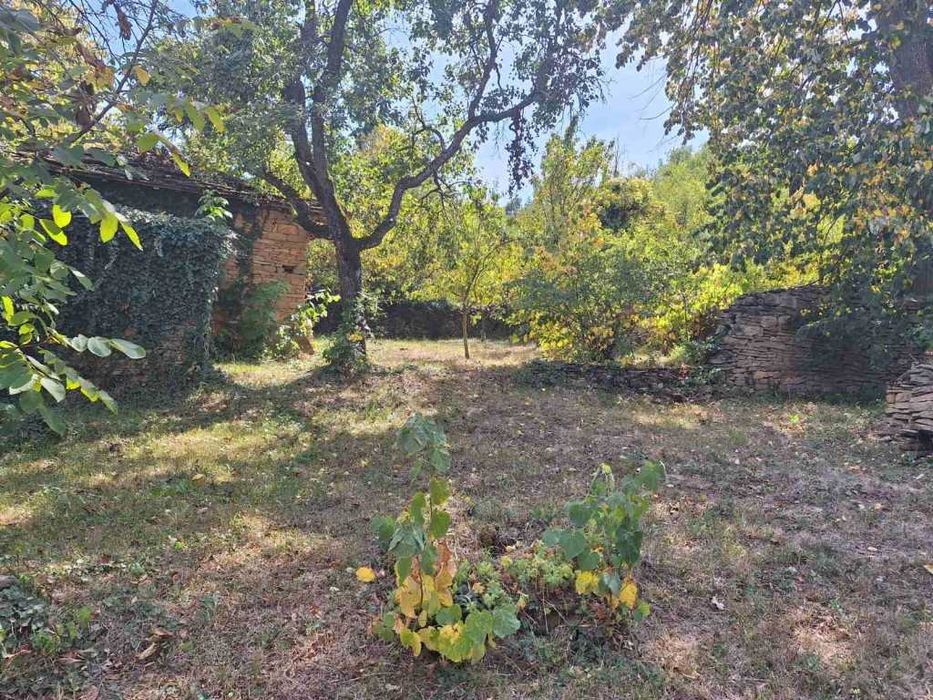 Къща за продажба - с. Колишовци