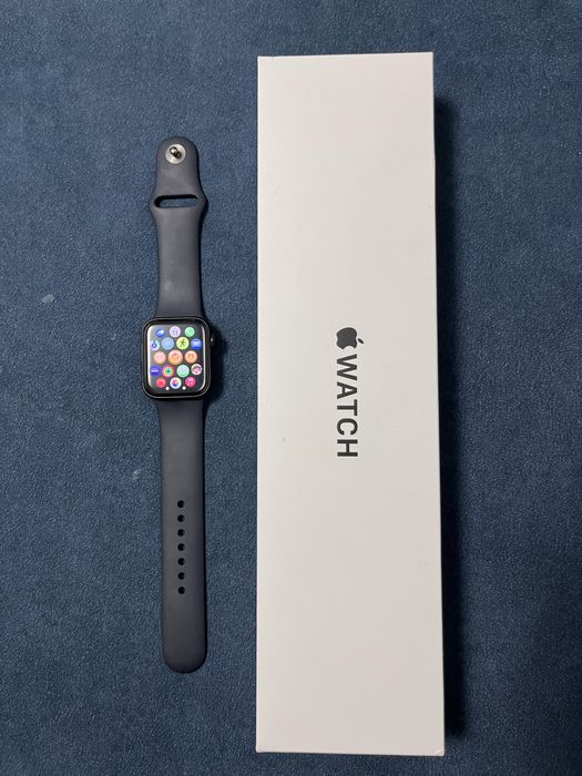 Apple Watch SE, 2nd gen, 40 mm