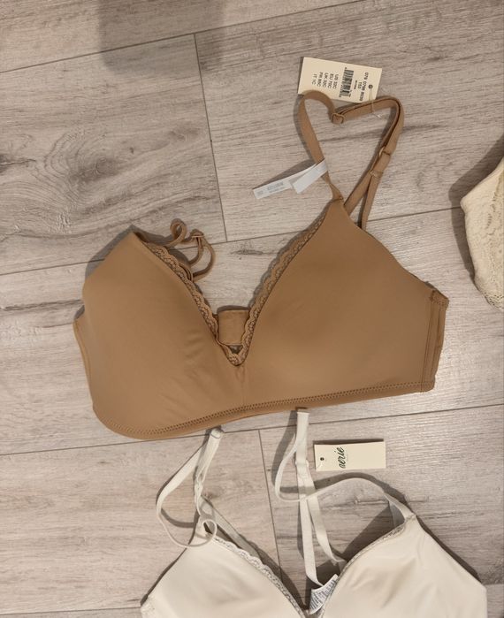 Sutien Aerie - marinea 70B sau 70C
