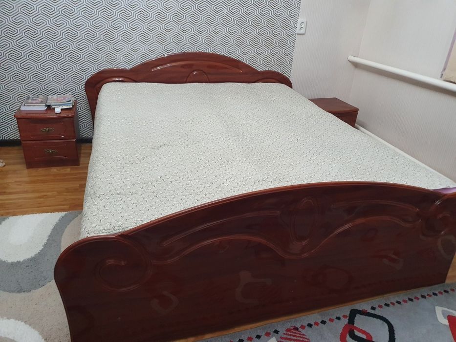 Спальный гарнитур