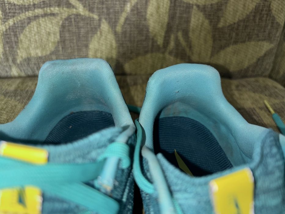 Дамски маратонки Nike pegasus 39 и Altra escalante