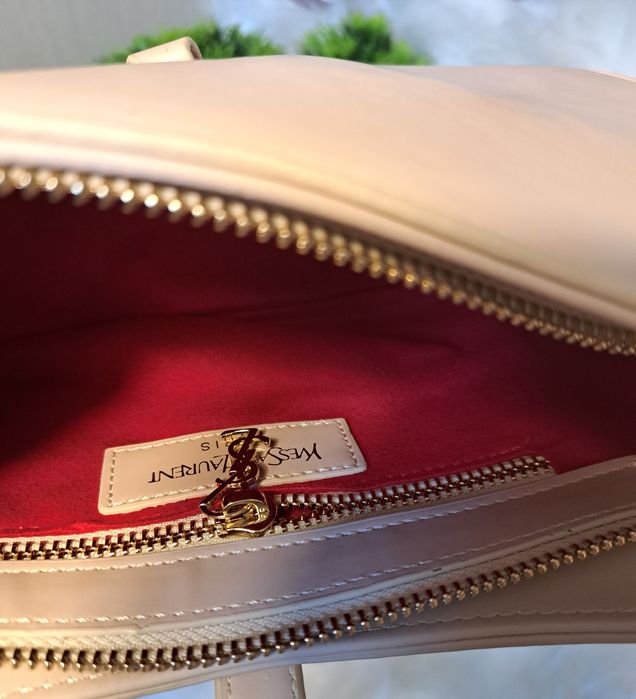 Топ модел дамска чанта