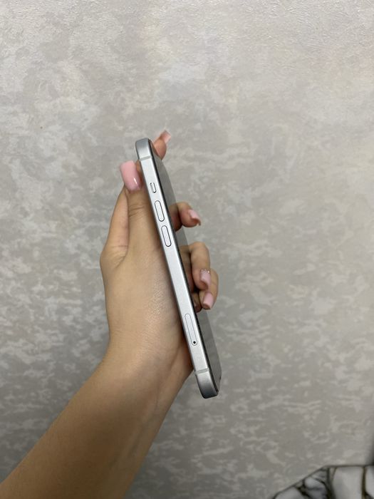 срочно продам айфон 15