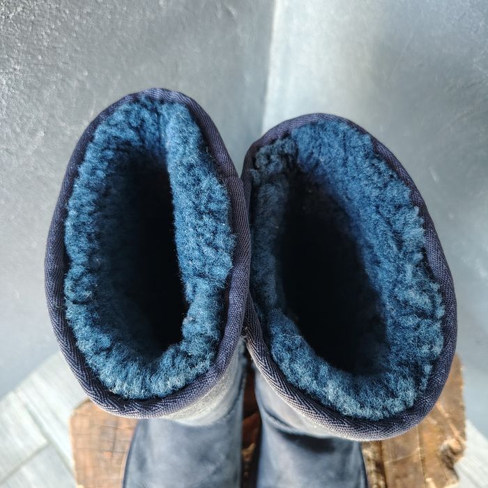 UGG Australia Clasic, cizme damă piele și îmblănite la interior
