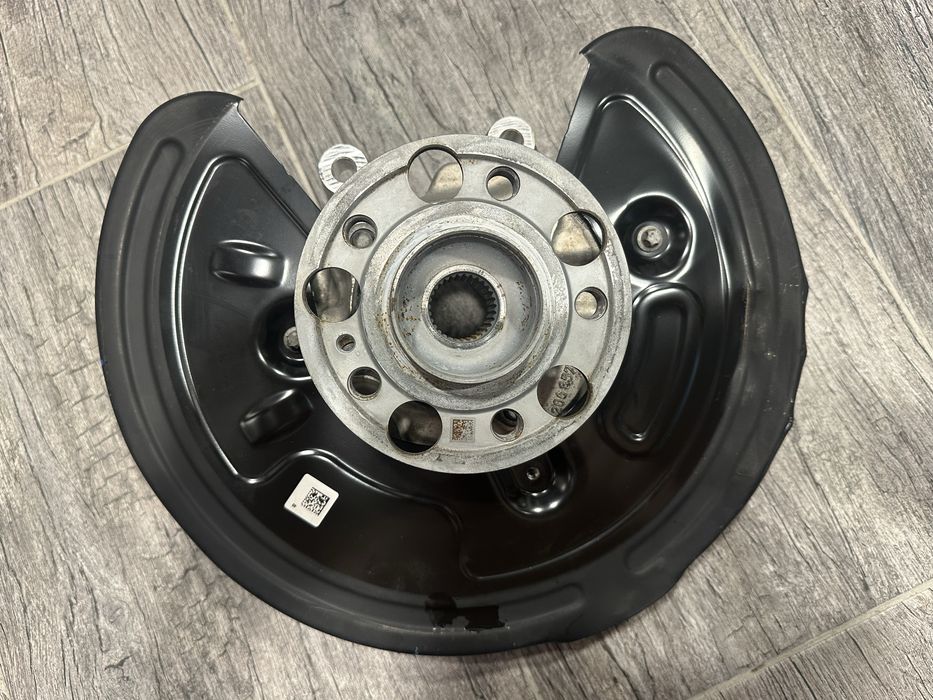 Заден десен шенкел за Мерцедес W206