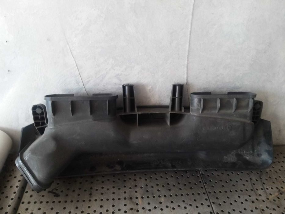 Deflector aer 2.0 d bmw x3 e83 13713402849