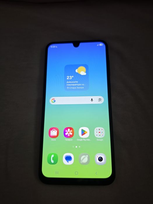 Samsung A 17 128 GB телефона е като нов