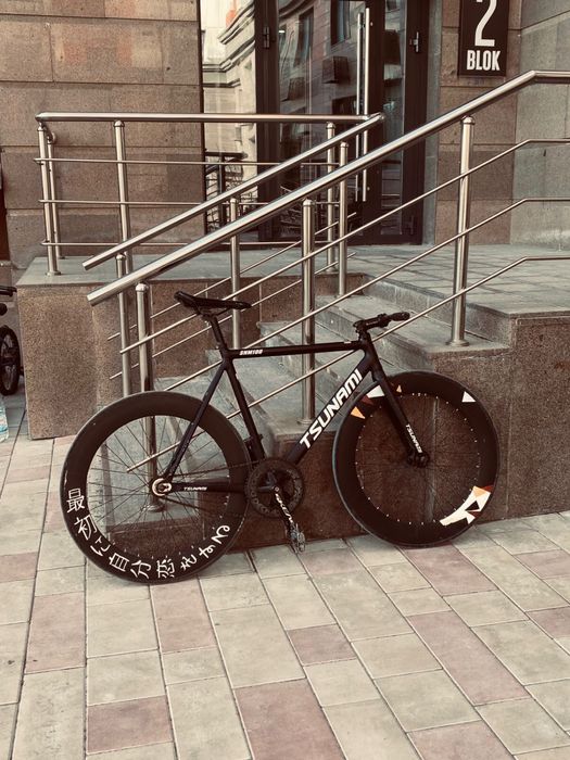 Фикс Tsunami snm100 черный