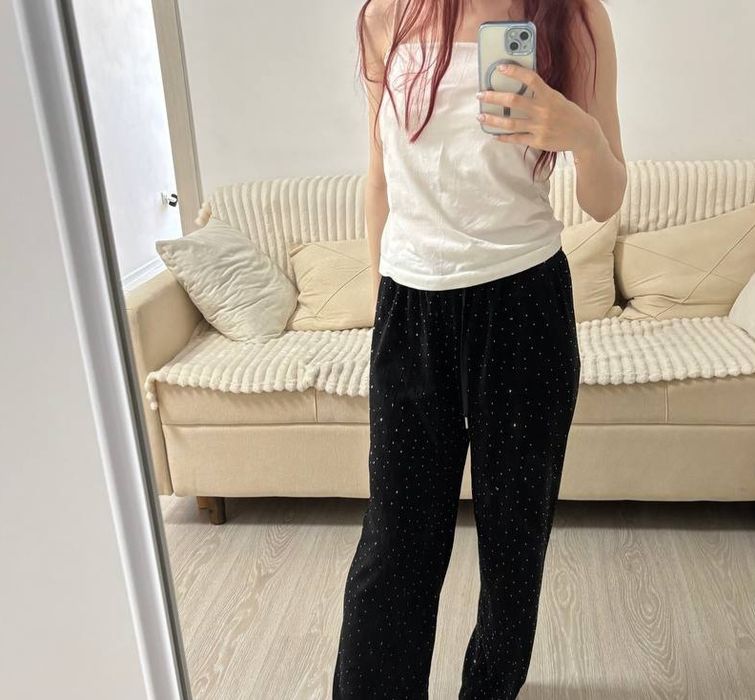 Блестящие брюки ,штаны , стразы ,летняя вечерняя одежда