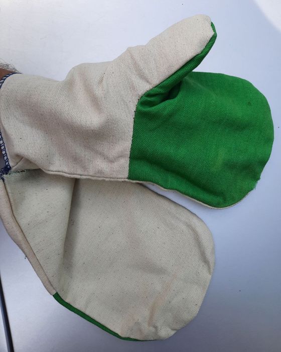 Продам перчатки.