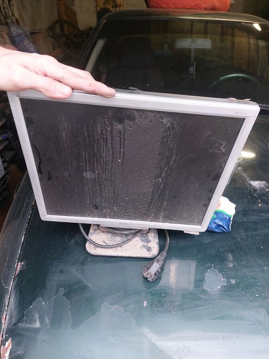 Продам Мониторы Ноутбуки (оптом)