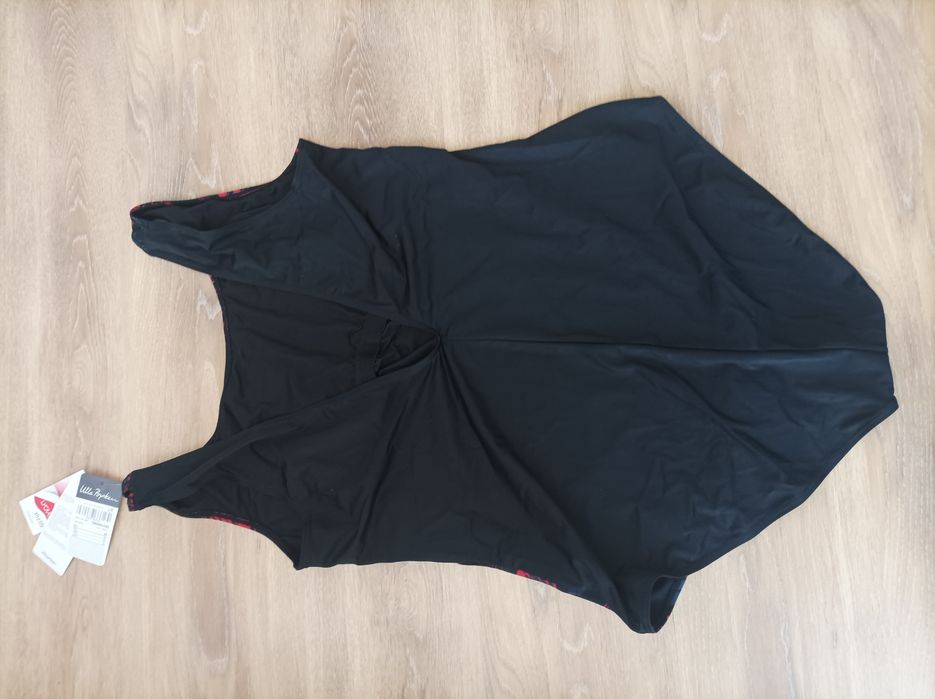 Много големи 5ХЛ/3ХЛ бански Ulla Popken