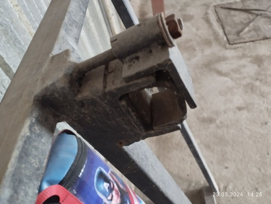 Продается багажник для лада приору универсал