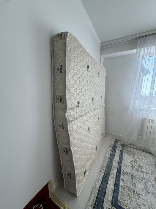 Матрас новый 180/200