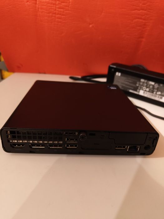 Thinkcenter M70q Tiny Gen 3, i5 12500T, 16Gb, 512Ssd, Wi fi
