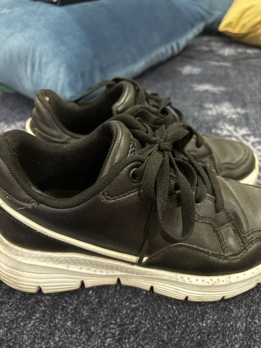 Продам кроссовки Trussardi (оригинал)