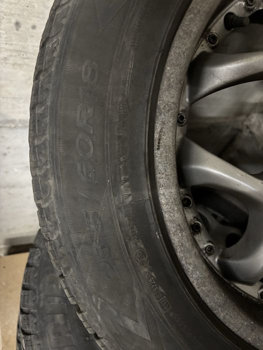 Pachet 2 seturi anvelope iarna plus 1 set jante