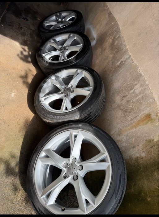 Джанти с летни гуми Audi A5 A7 235/45/19 5x112