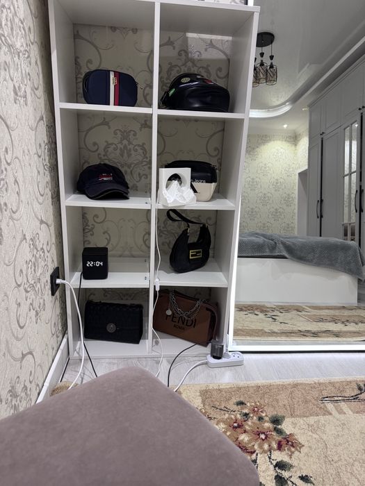 Продаю полки для книг или для прочее