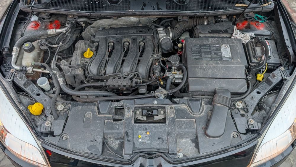 Vând Megane 3 2011 1.6 E5 157k izolata fonic