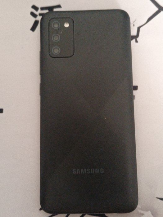 Продам телефон Самсунг а 02