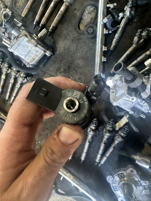 Дюзи гнп рейл бмв 2.0д 184